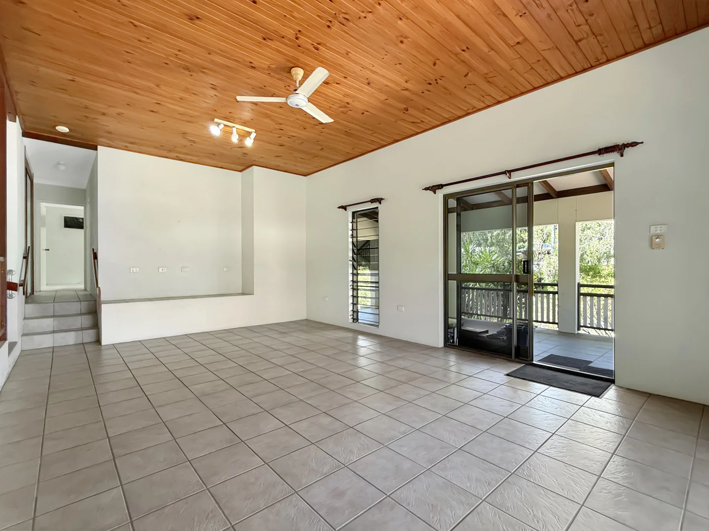 Additional image 3 of 59 Mirimar Cres, Arcadia QLD 4819