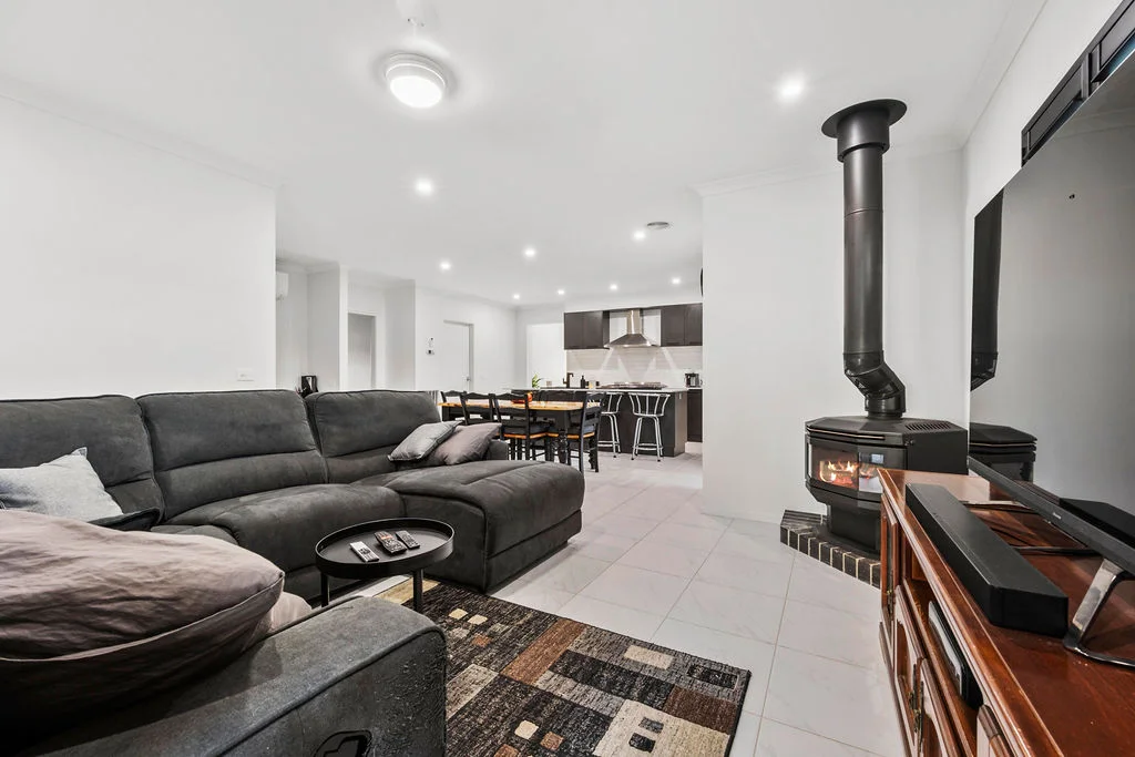 Additional image 6 of 10 Henlix Court, Mount Clear VIC 3350