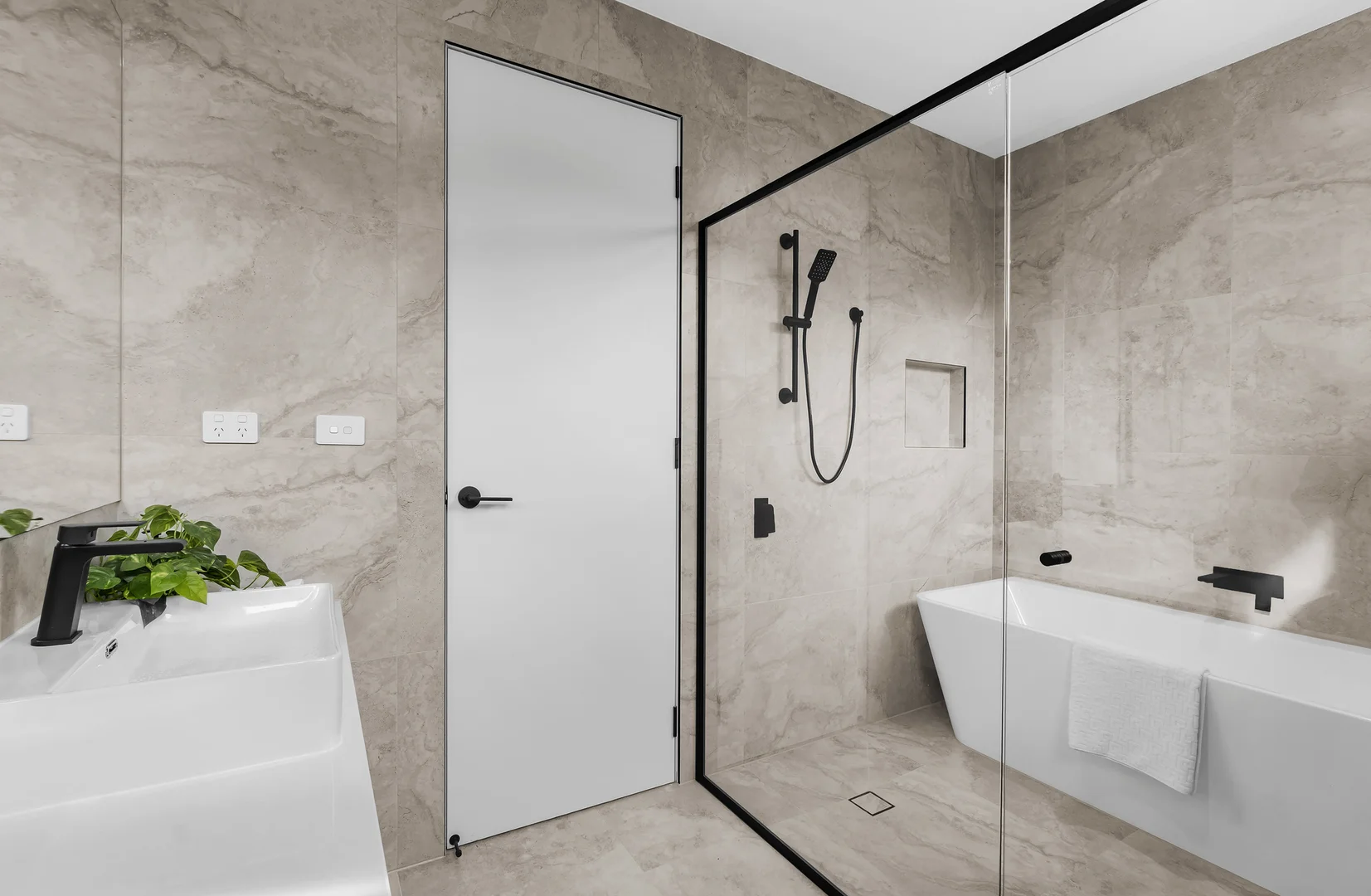 Additional image 19 of 3/87-89 Santa Rosa Boulevard, Doncaster East VIC 3109