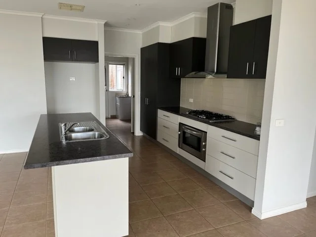 Additional image 5 of 17 Rose Garden Avenue, Officer VIC 3809