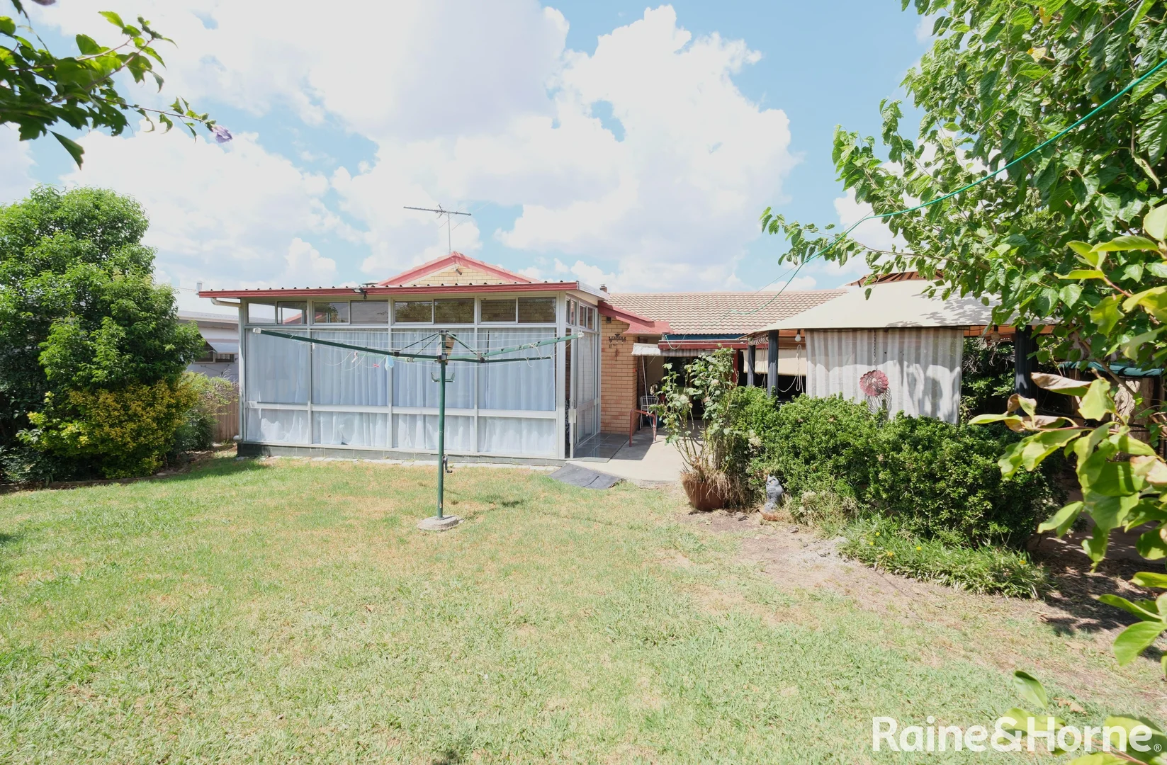 Additional image 16 of 10 Woodland Avenue, Inverell NSW 2360