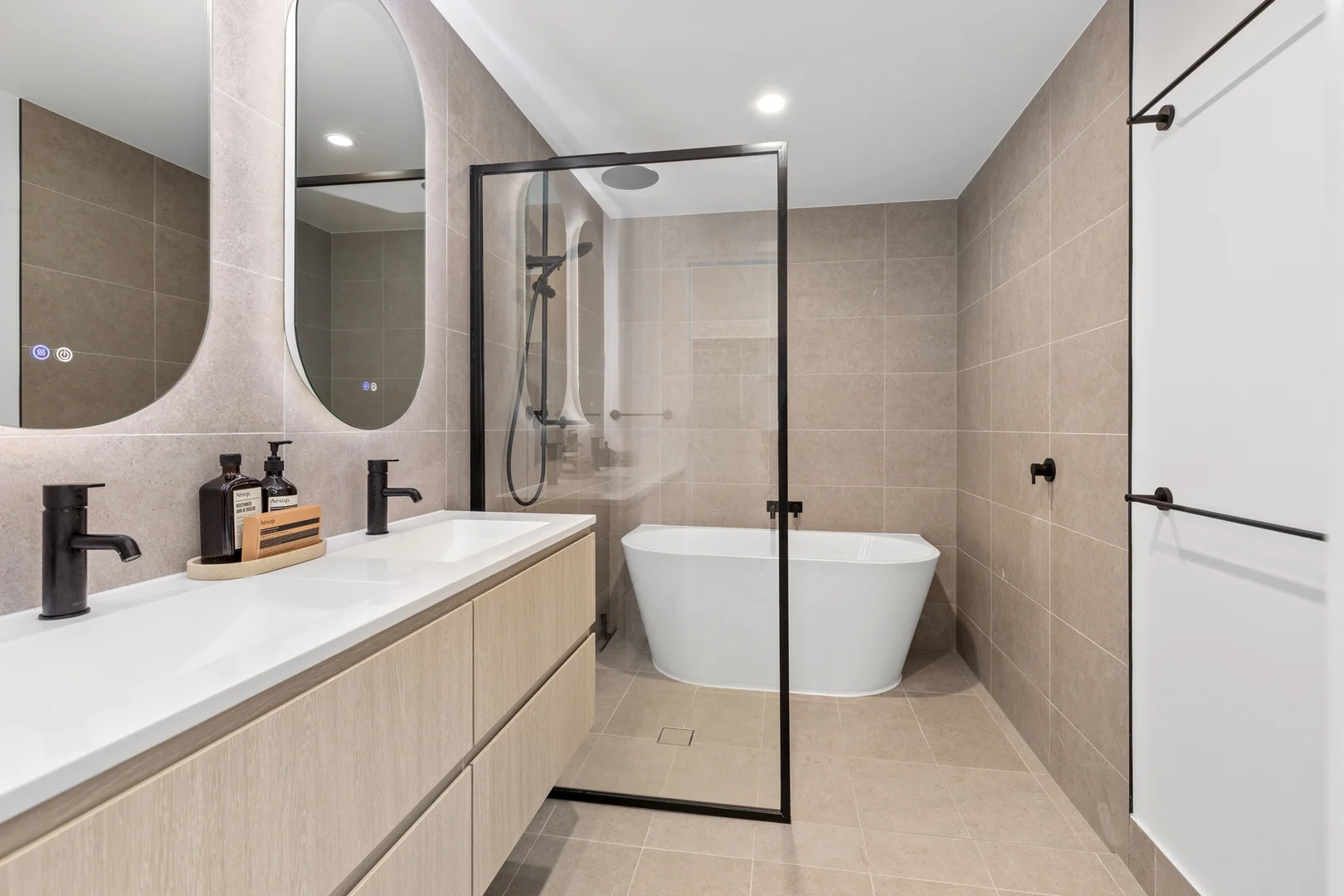 Additional image 11 of 704/2 Mawarra Street, Palm Beach QLD 4221