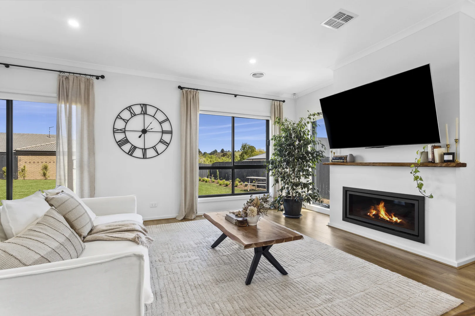 Additional image 5 of 60 Honeysuckle Lane, Woodend VIC 3442