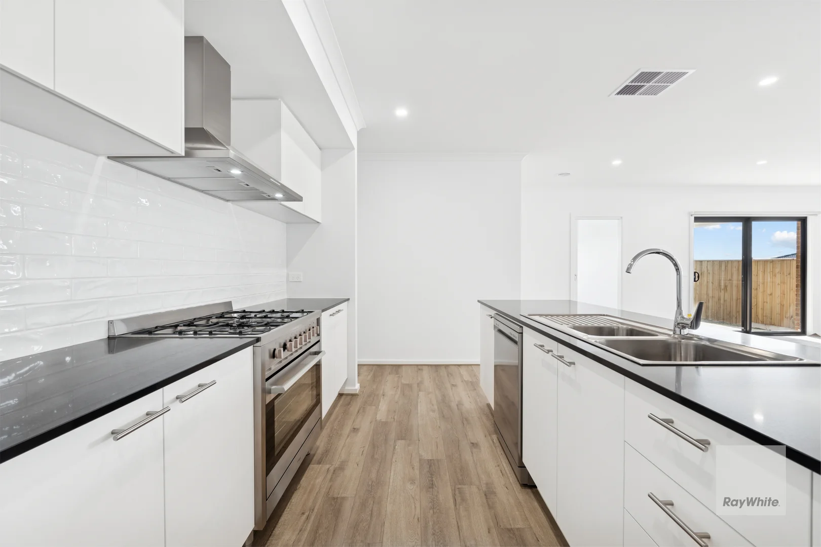 Additional image 10 of 58 Winfred Drive, Mambourin VIC 3024