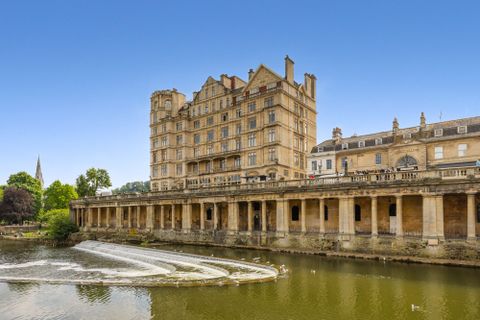 Grand Parade, Bath BA2