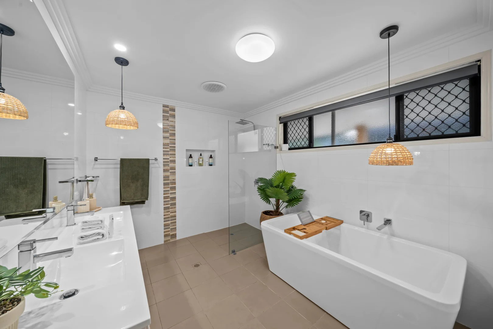 Additional image 20 of 2 Fuchsia Way, Gaven QLD 4211