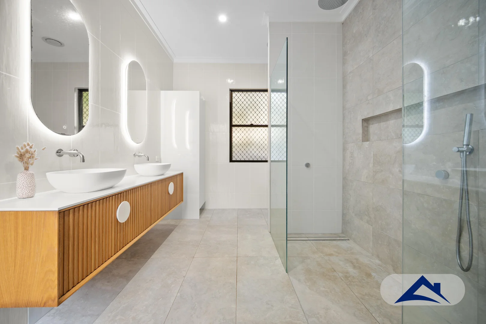 Additional image 16 of 4 Angel Close, Kanimbla QLD 4870