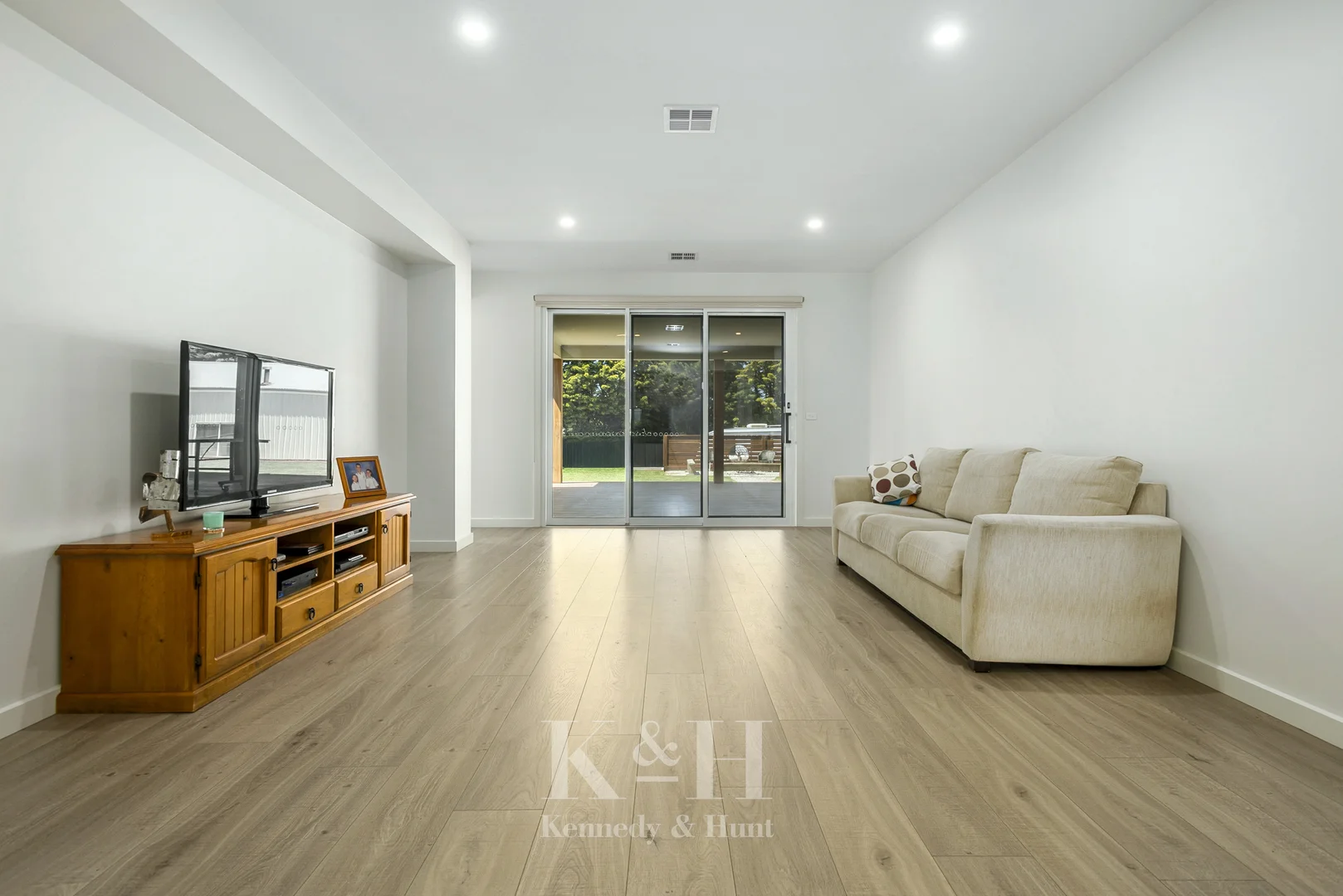 Additional image 10 of 12 Wilson Place, Gisborne VIC 3437