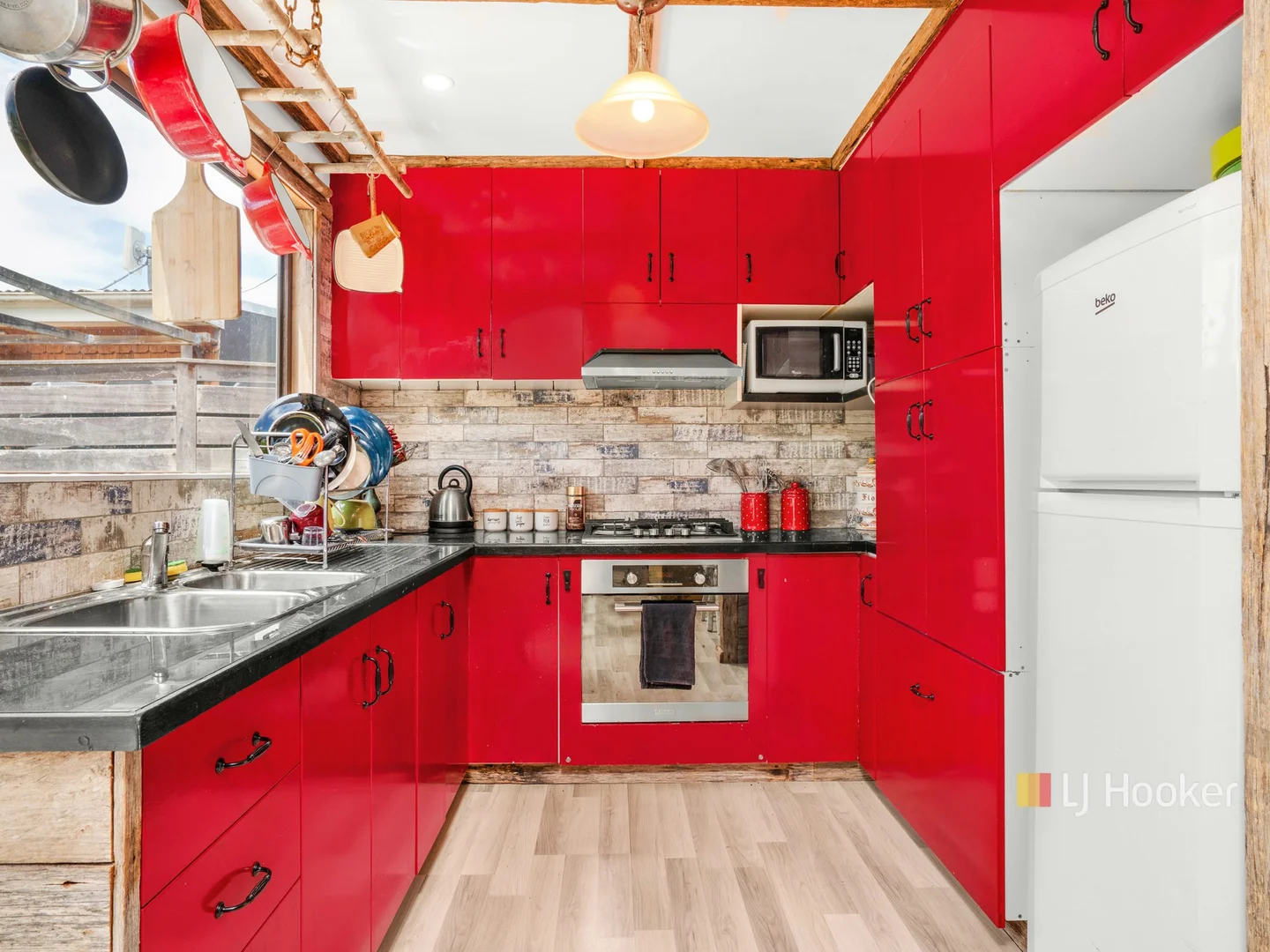 Additional image 19 of 7 Lake Barrington Road, Wilmot TAS 7310