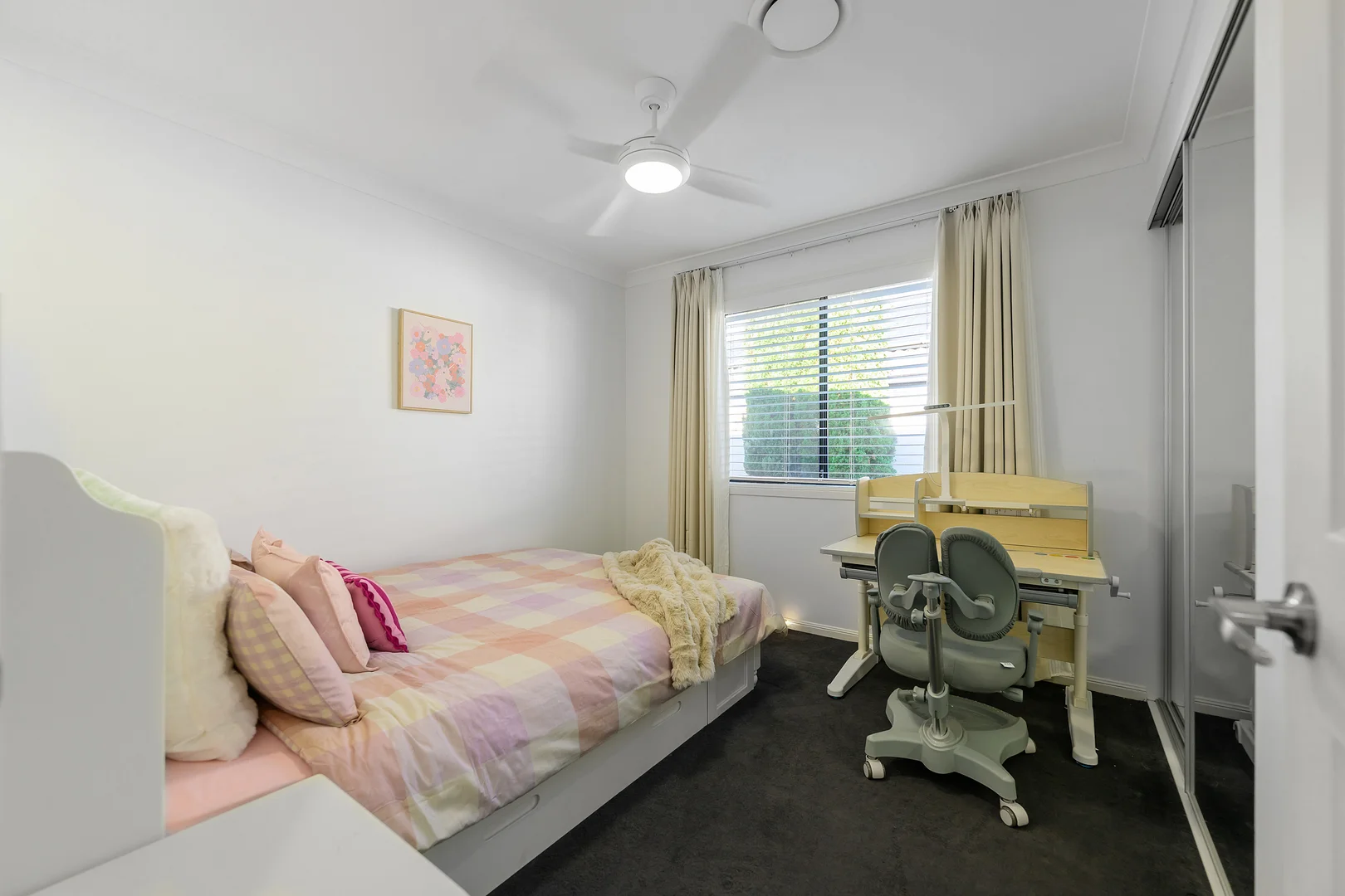 Additional image 31 of 12 Oxford Place, Arundel QLD 4214