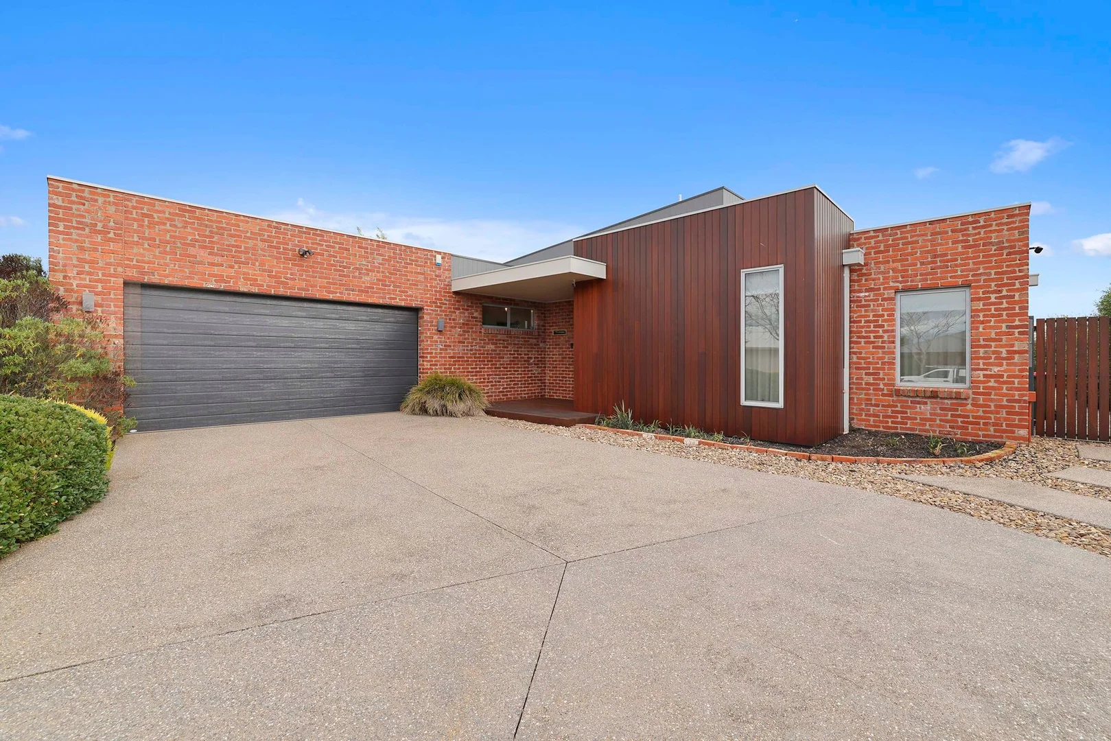 Additional image 2 of 21 Ashdown Drive, Warragul VIC 3820