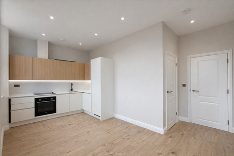 Montford House, 25 Queens Road, London TW10