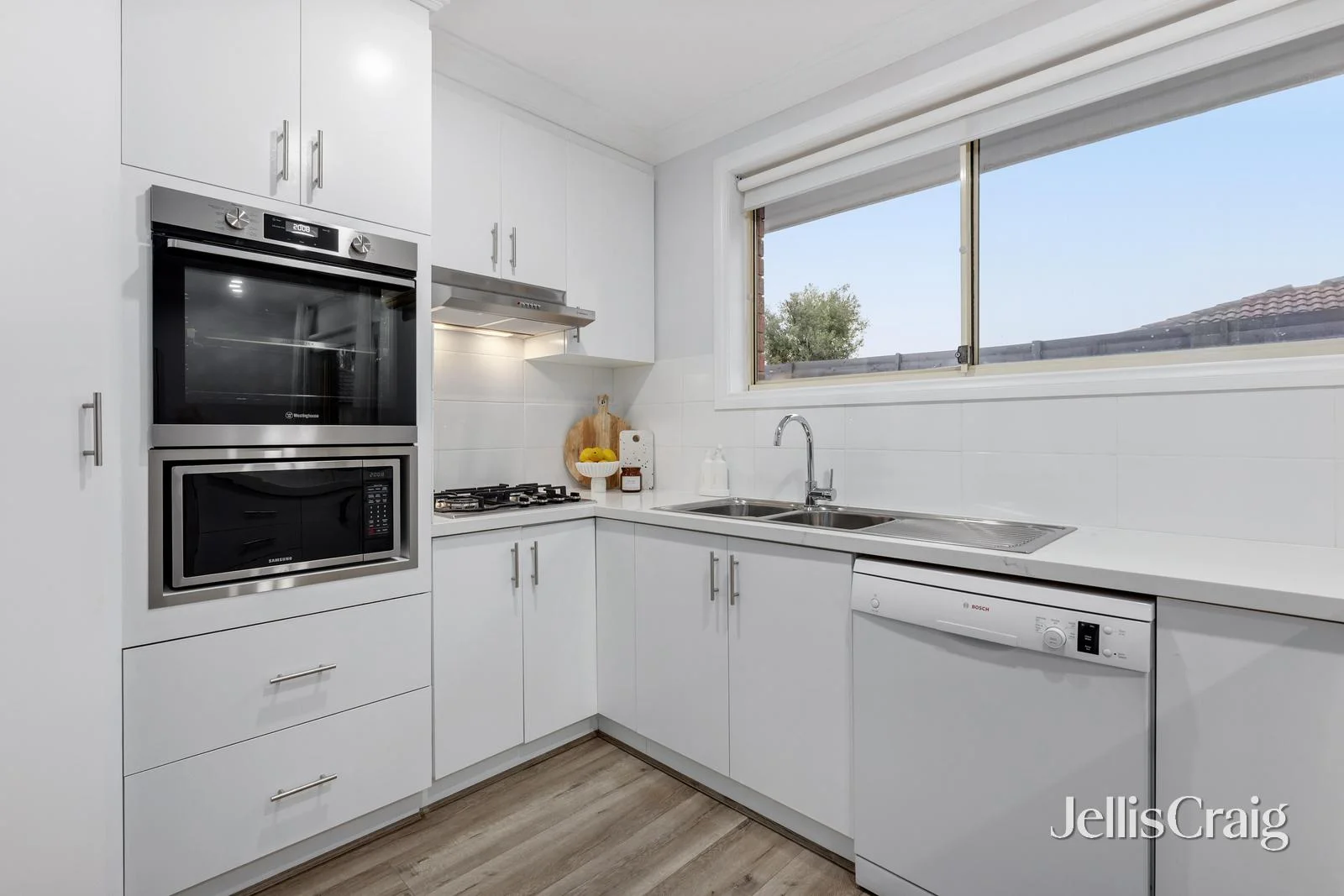 Additional image 5 of 1/17 Quarry Road, Mitcham VIC 3132