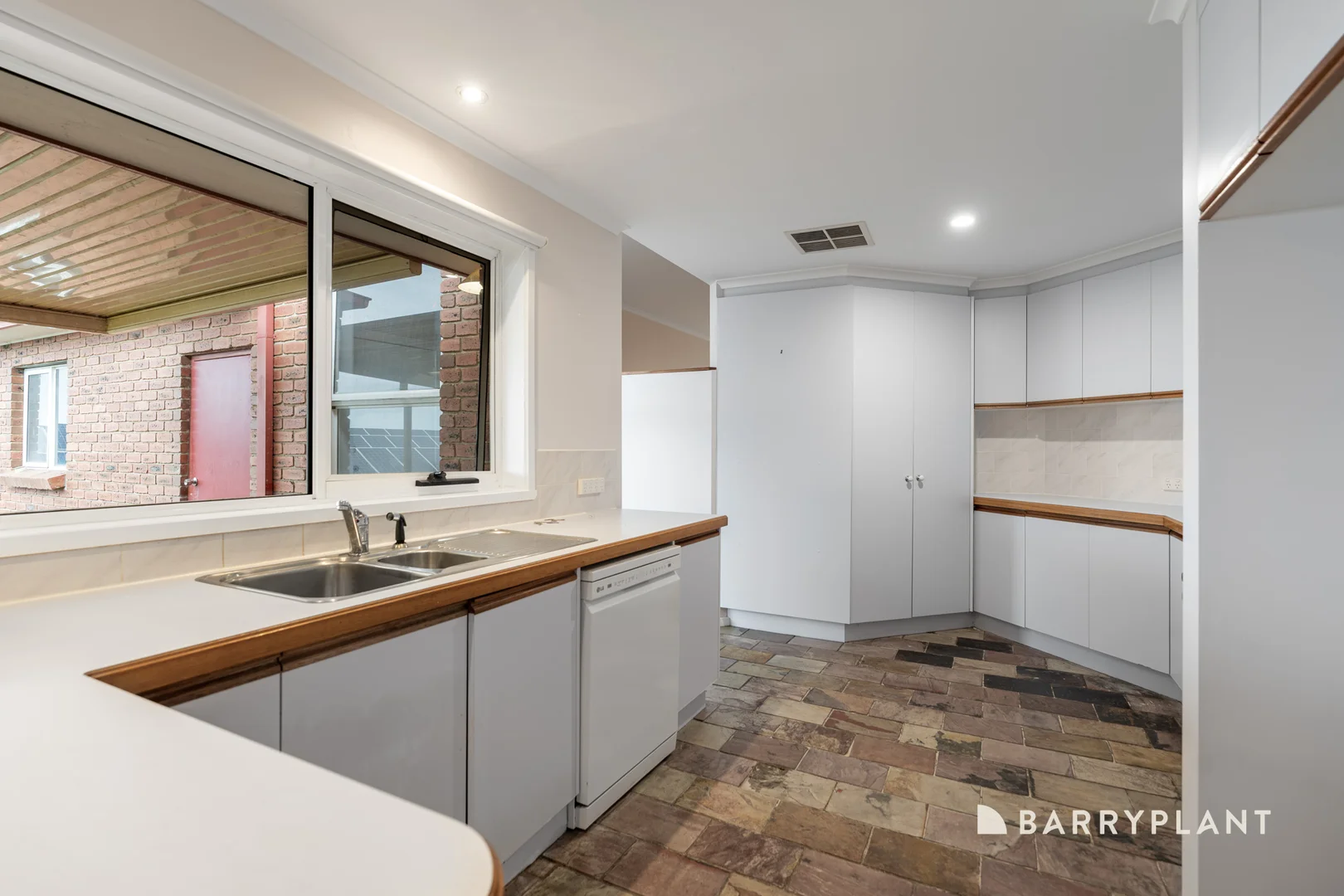 Additional image 7 of 29 Aberdeen Heights, Pakenham VIC 3810