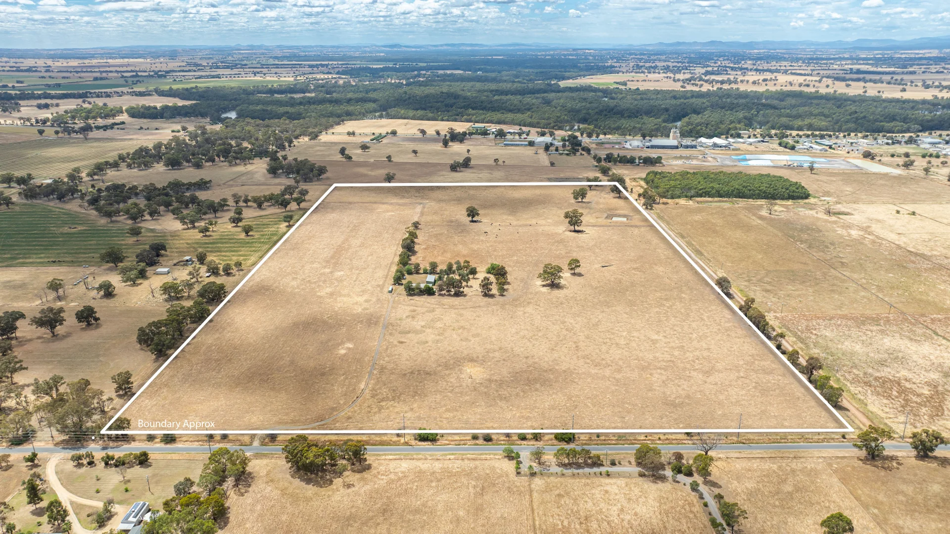 Additional image 2 of 366 Whitehead Street, Corowa NSW 2646