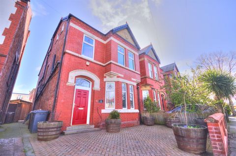 De Villiers Avenue, Liverpool L23