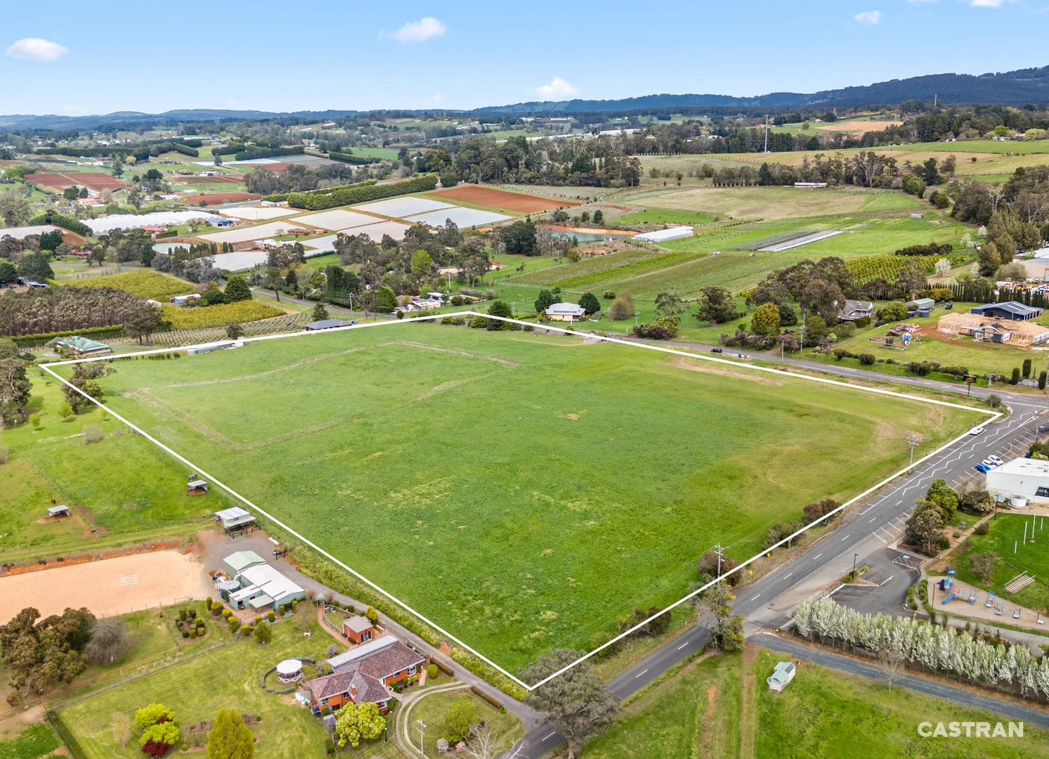 Additional image 2 of 135 Beenak Road, Wandin North VIC 3139