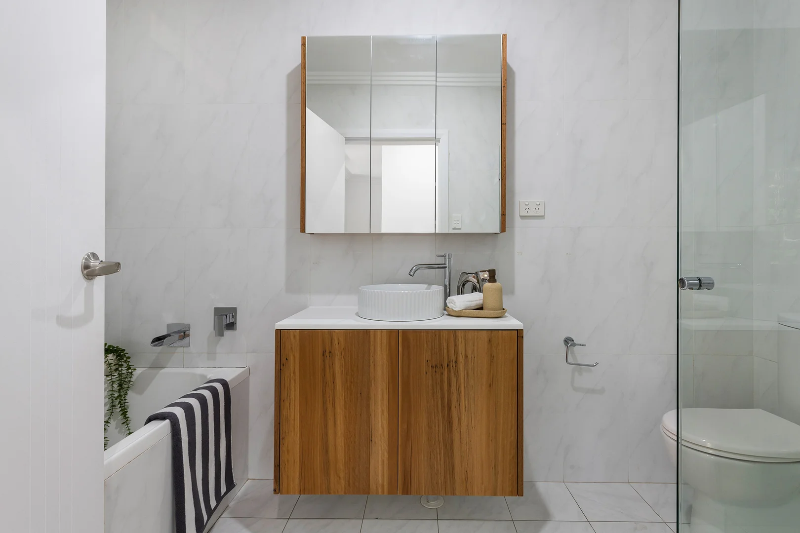 Additional image 14 of 11b Alexander Avenue, Taren Point NSW 2229