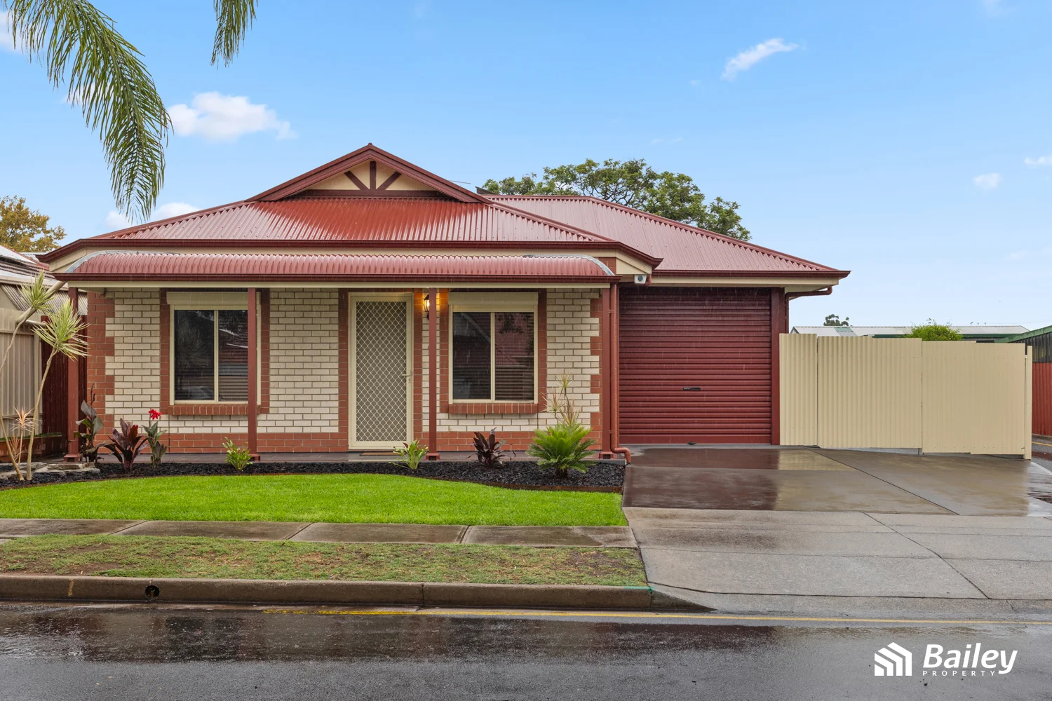1a Walton Avenue, Clearview SA 5085