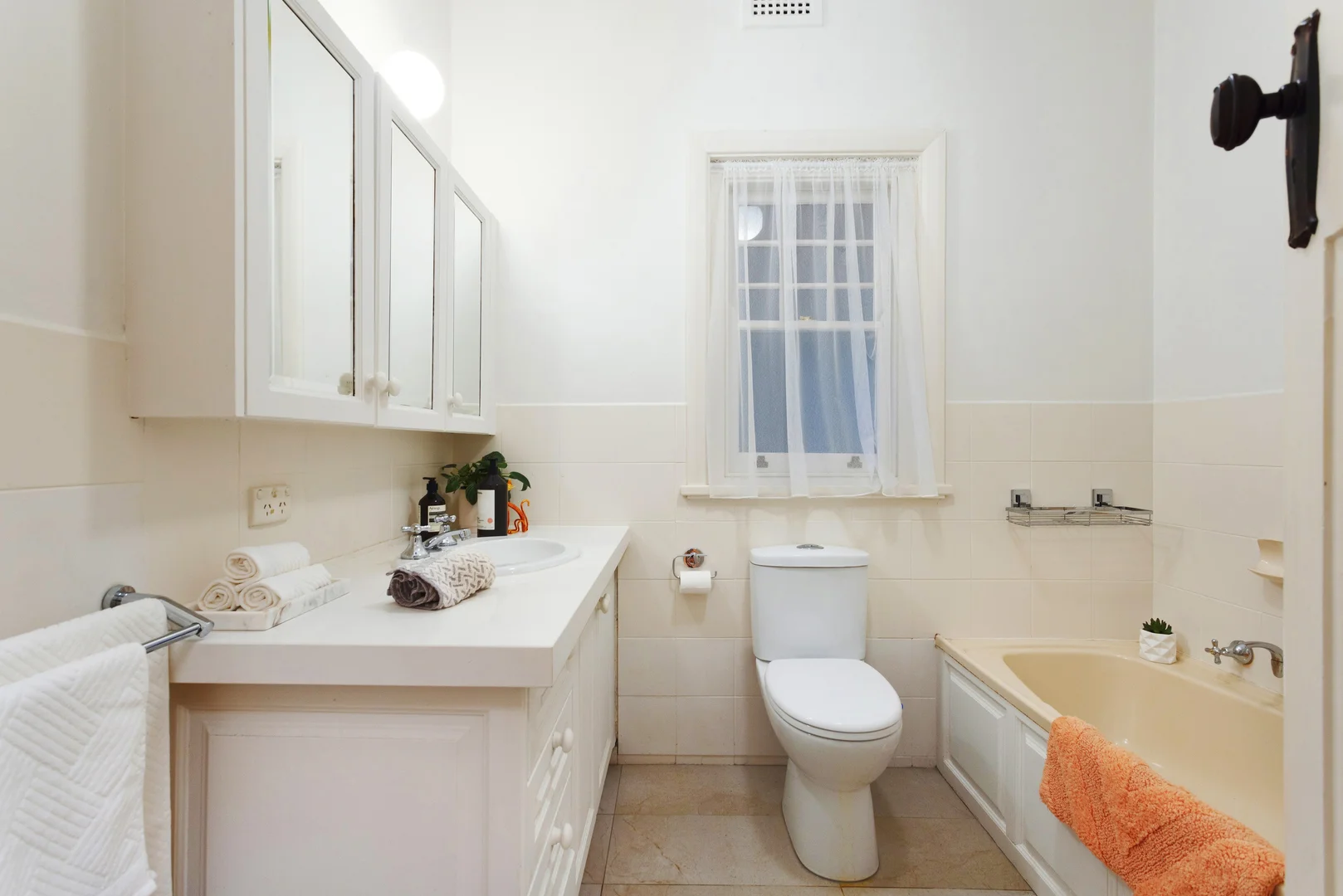 Additional image 13 of 3 Caloola Avenue, Oakleigh VIC 3166