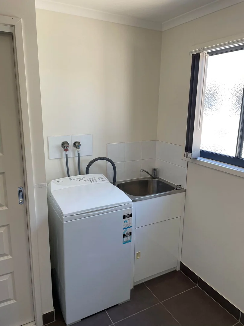 Additional image 8 of 2/36 Kemmis Street, Nebo QLD 4742