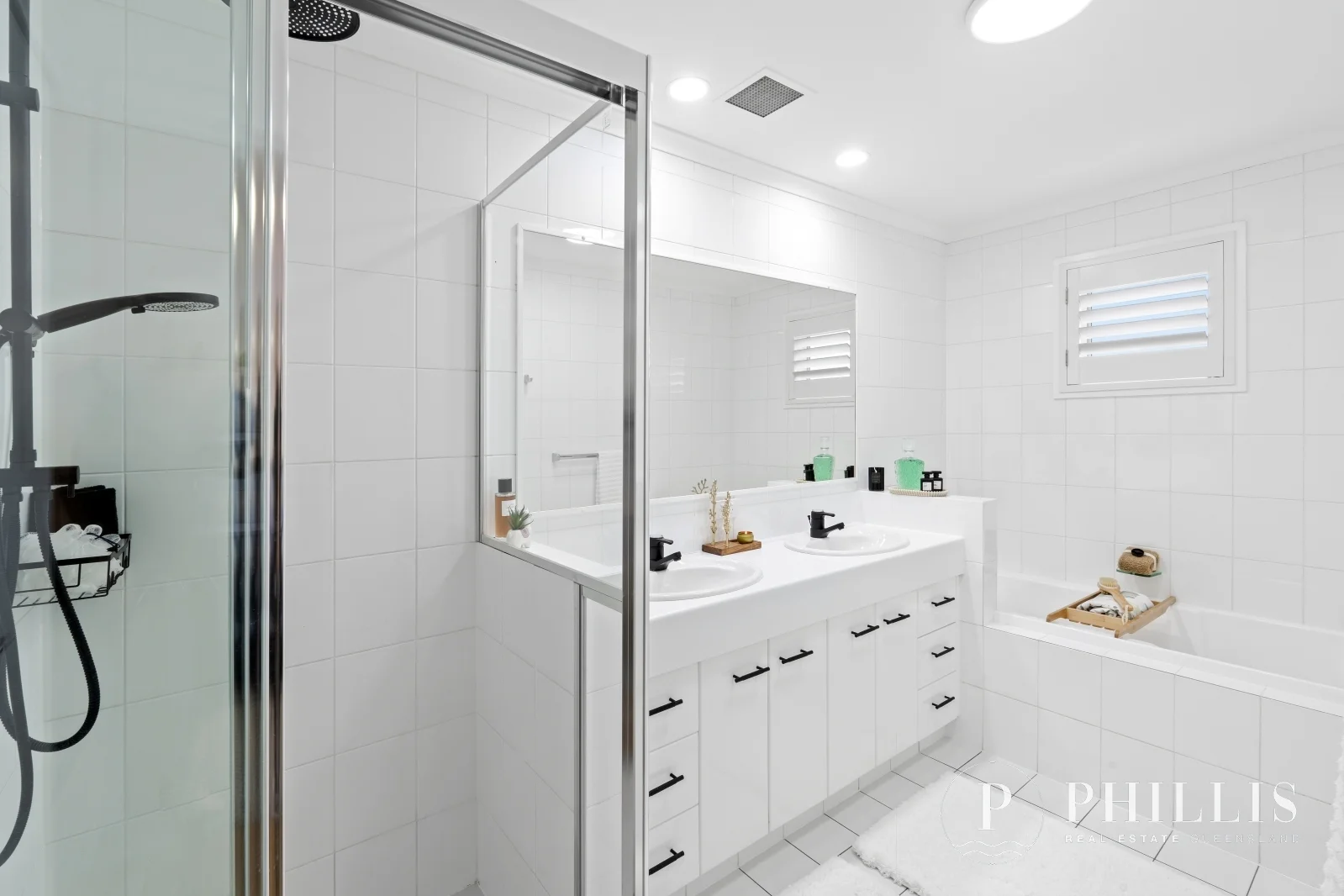 Additional image 56 of 4907 Berkshire Crescent, Sanctuary Cove QLD 4212