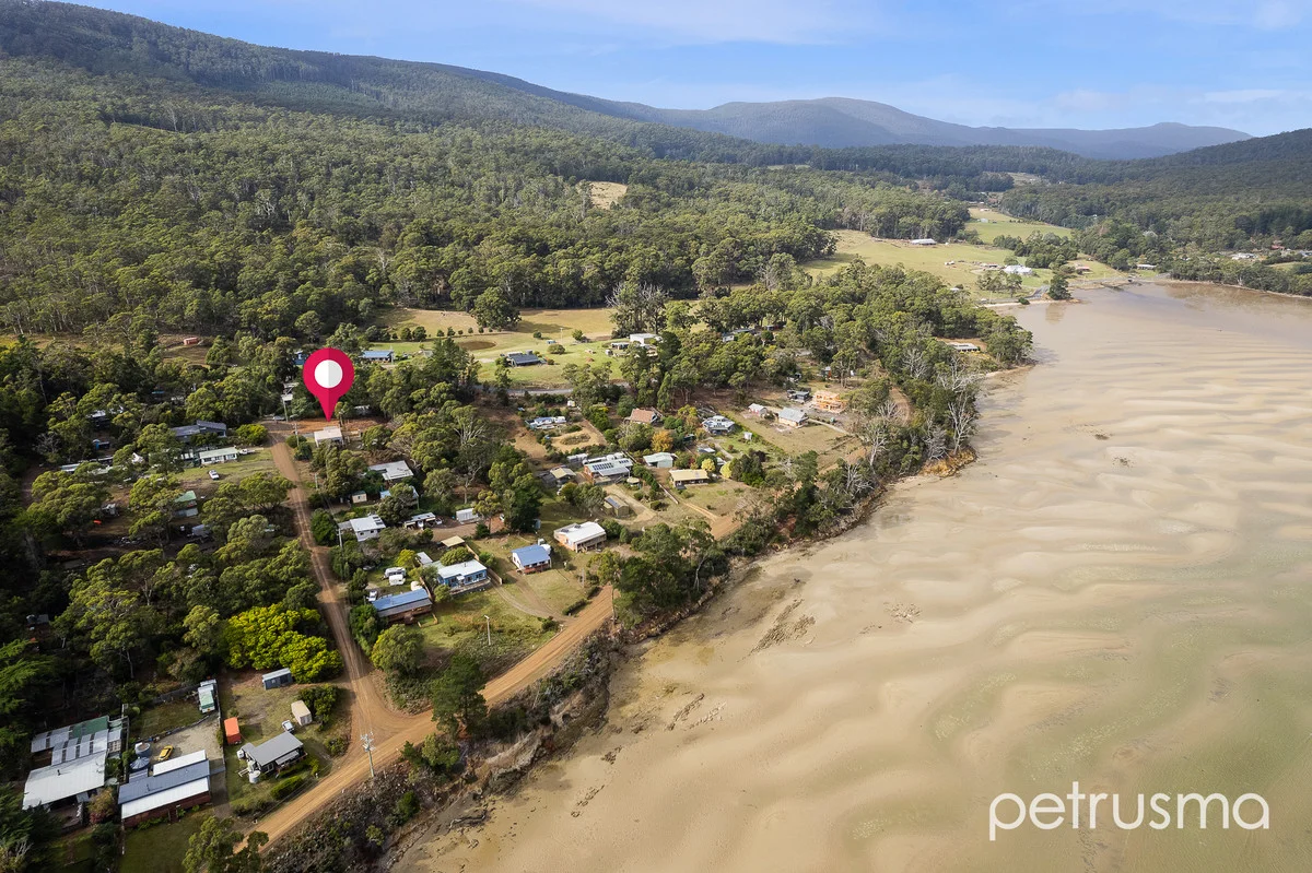 16 King Road, Lunawanna TAS 7150