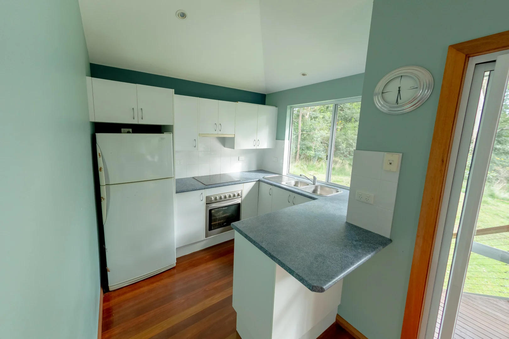 Additional image 8 of 4/4 Thrush Street, Bawley Point NSW 2539