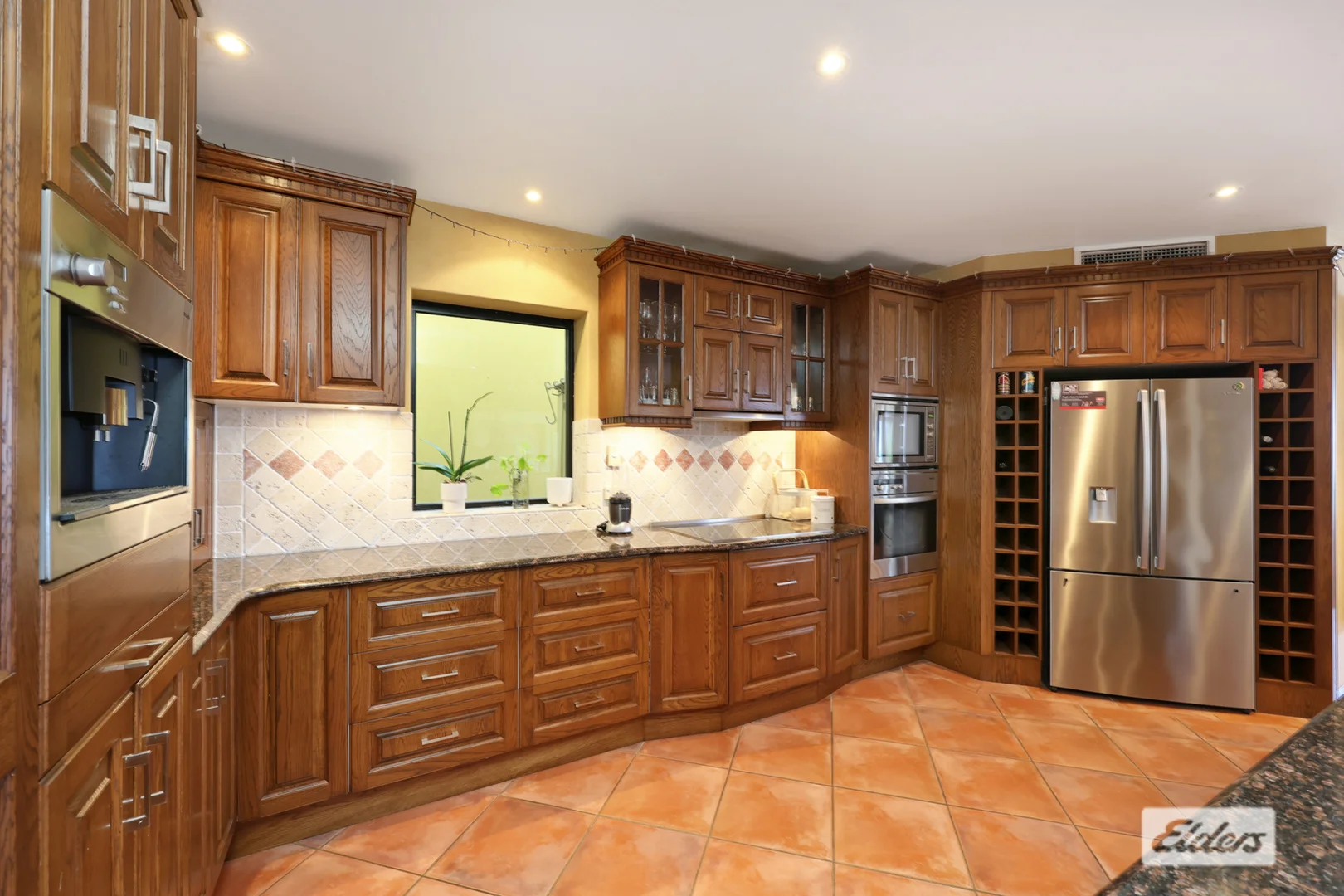 Additional image 12 of 9 Rosslyn Close, Lammermoor QLD 4703