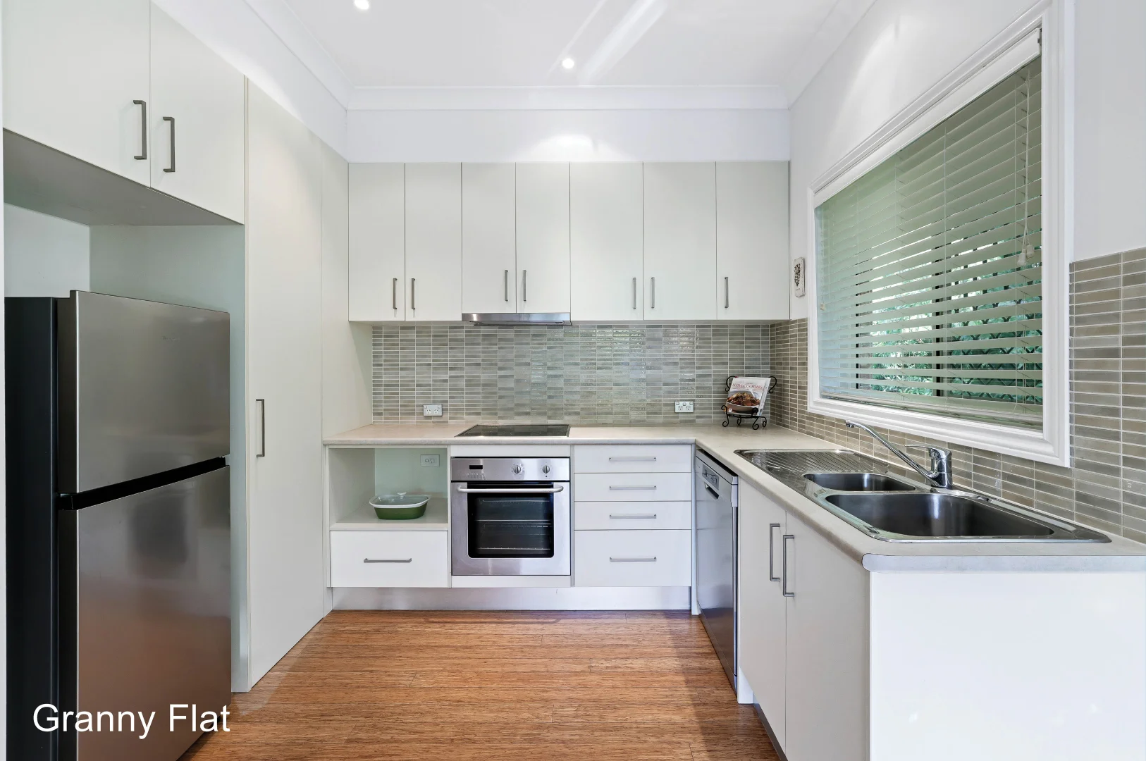 Additional image 17 of 69 Armada Crescent, Currumbin Waters QLD 4223