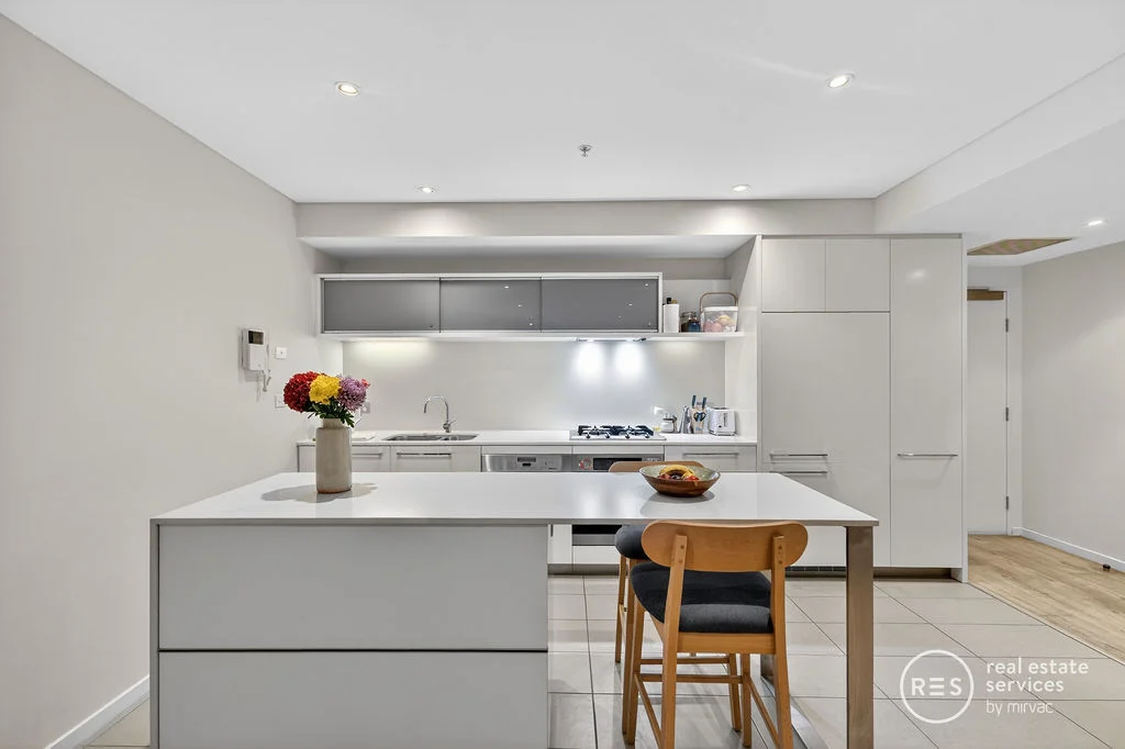 Additional image 6 of 1702/1 Point Park Crescent, Docklands VIC 3008