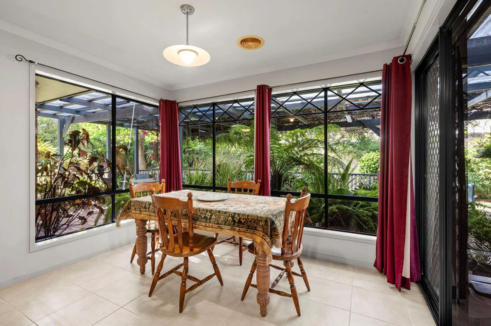 16 Moran Street, Benalla VIC 3672