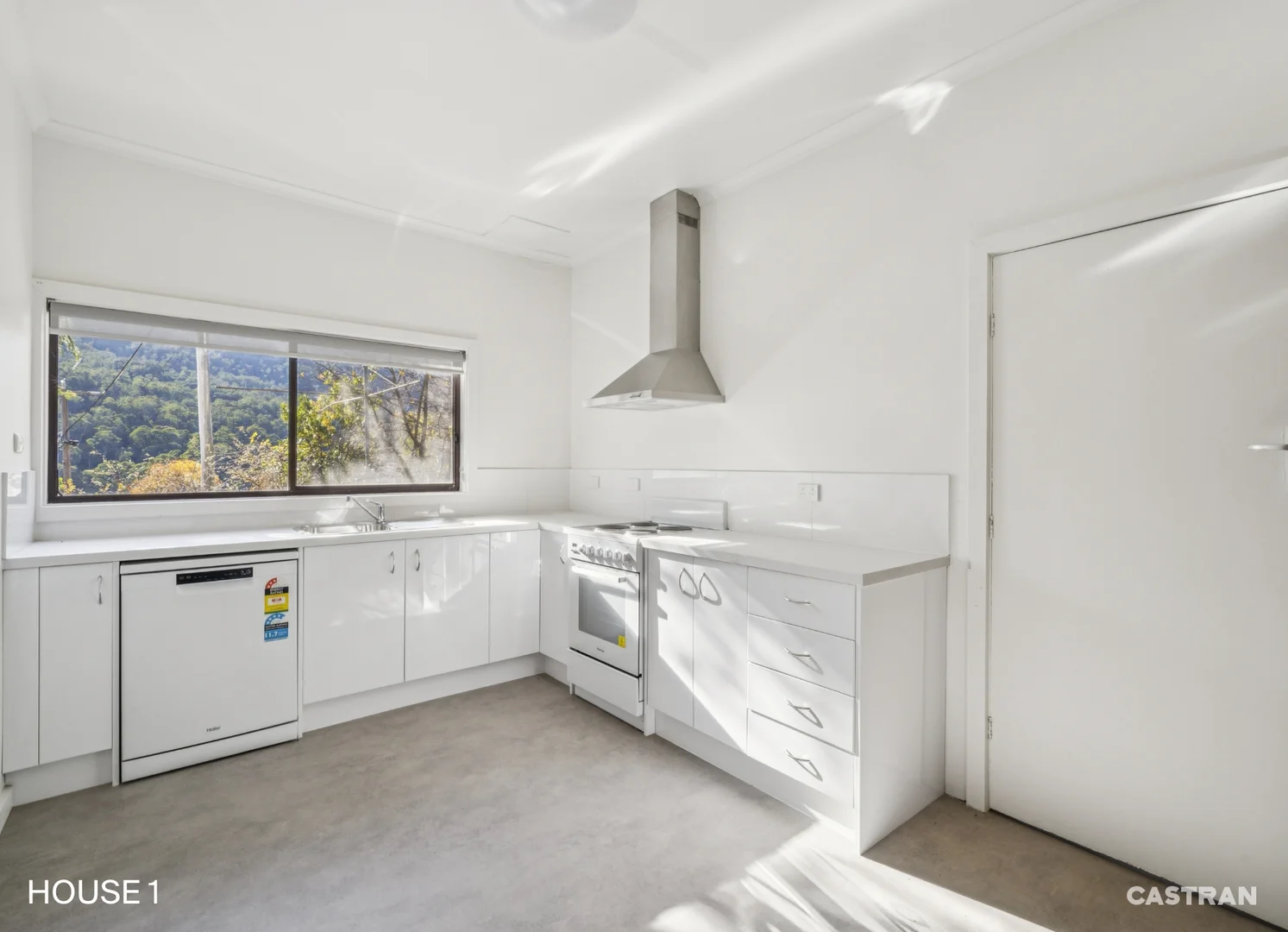 Additional image 3 of 1 Mountain View Parade, Bogong VIC 3699