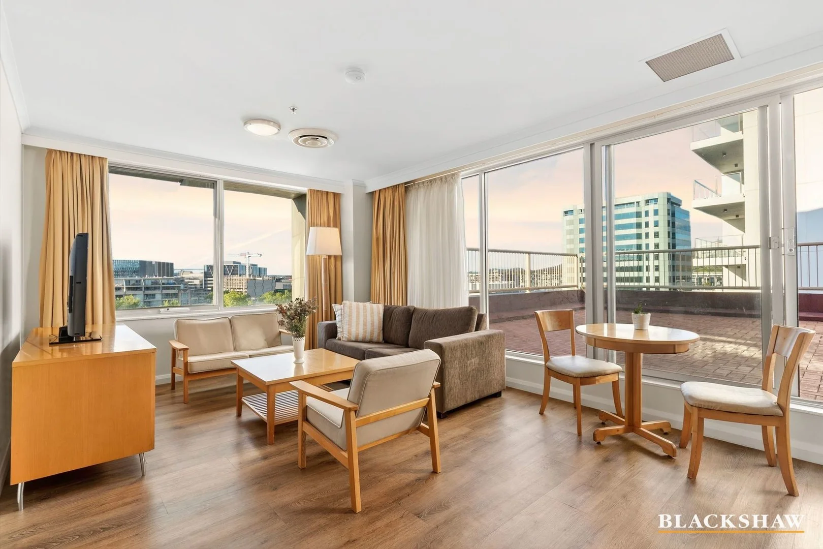 801/2 Akuna Street, City ACT 2601