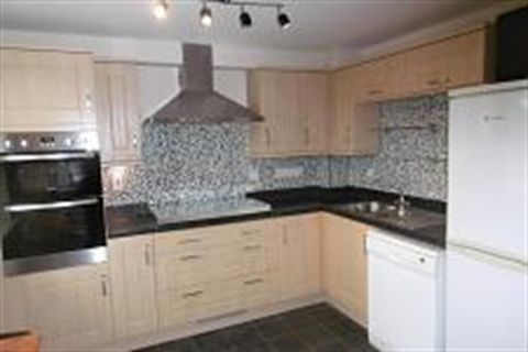 Room 2 @ Cartwright Way, Beeston NG9, Room to rent