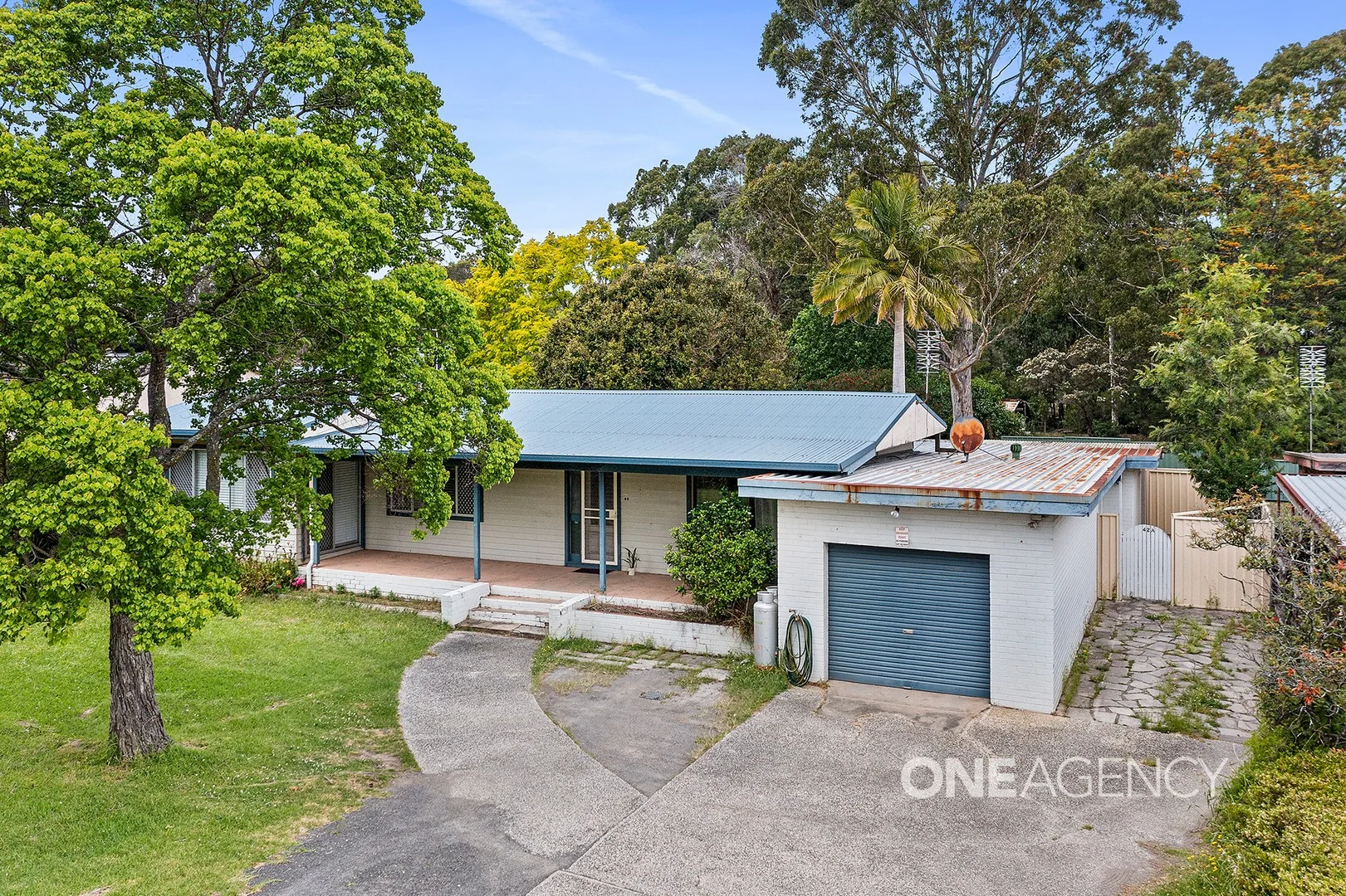 42 Hillcrest Avenue, South Nowra NSW 2541