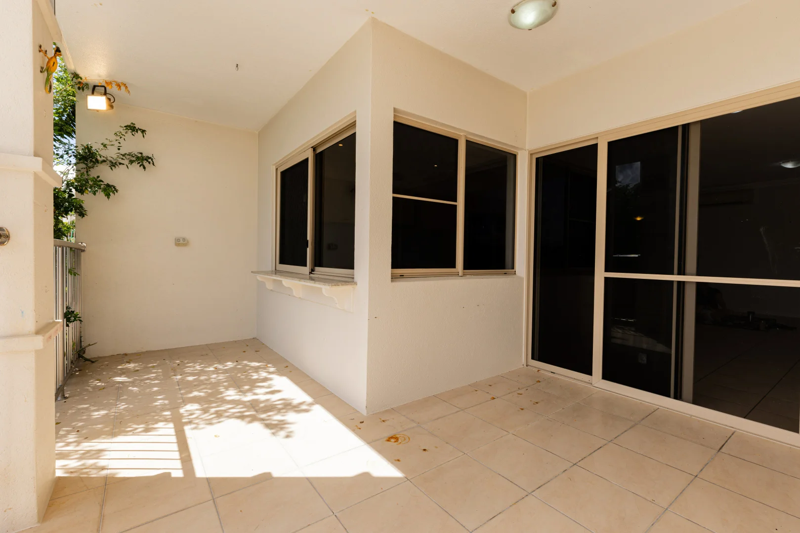 Additional image 10 of Unit 2/23 Poinciana Bvd, Cardwell QLD 4849