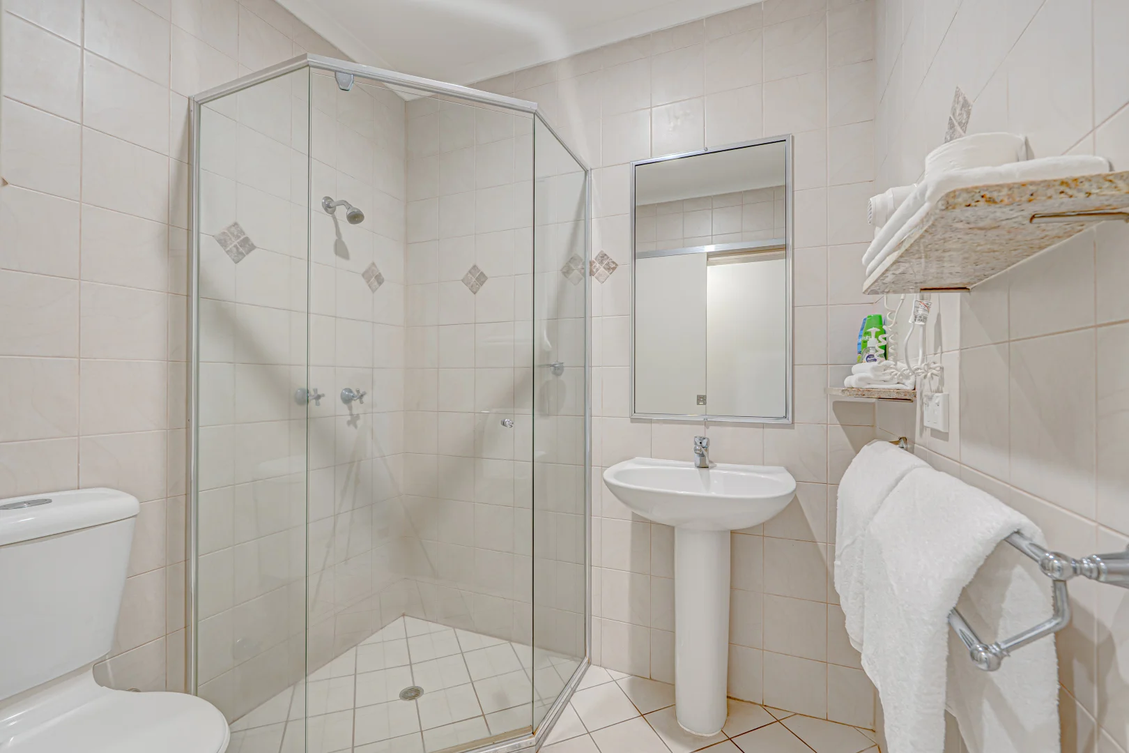 Additional image 21 of Unit 4/58-62 Holland St, Wongaling Beach QLD 4852