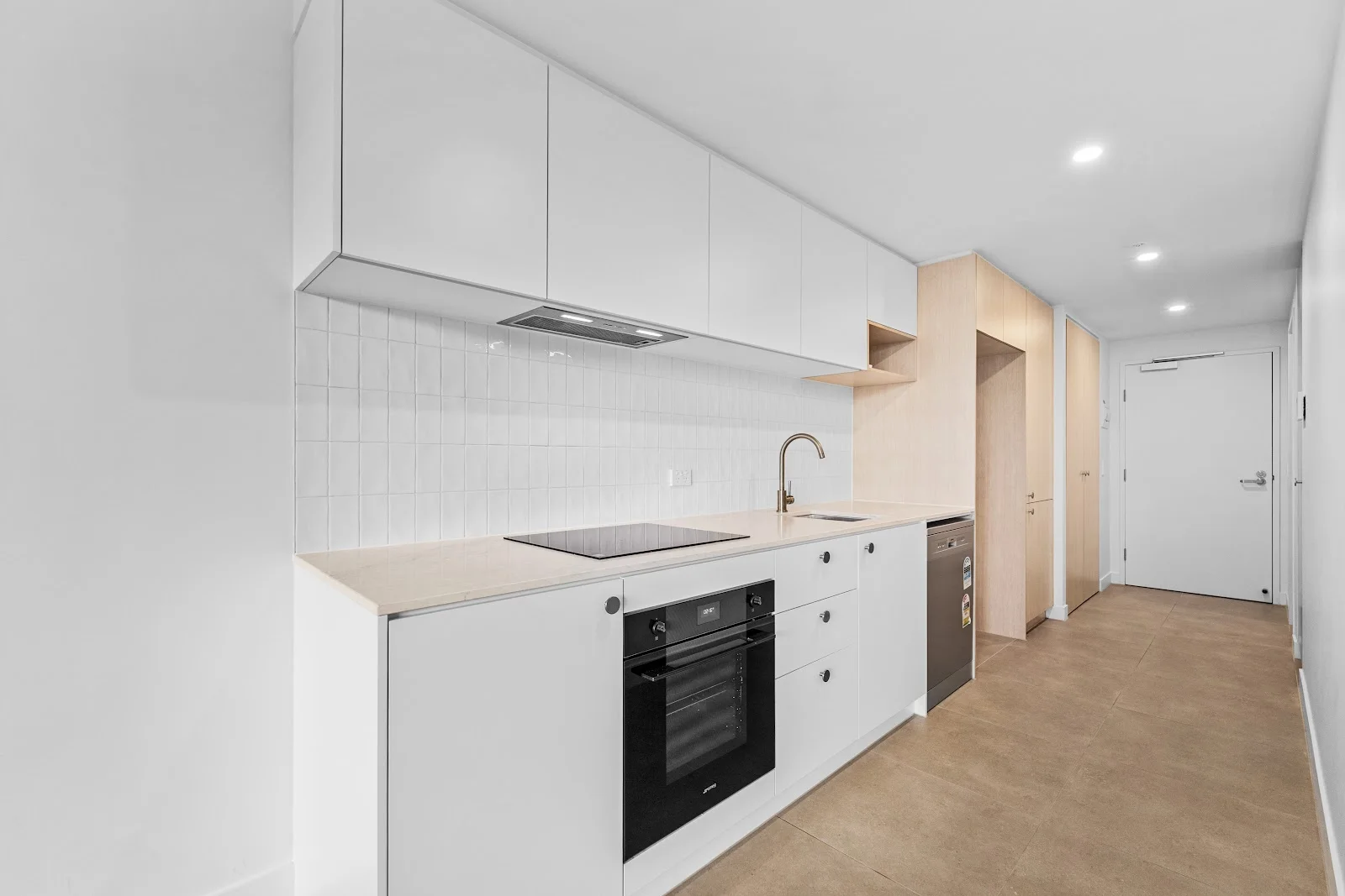Additional image 3 of 604/6 Furzer Street, Phillip ACT 2606