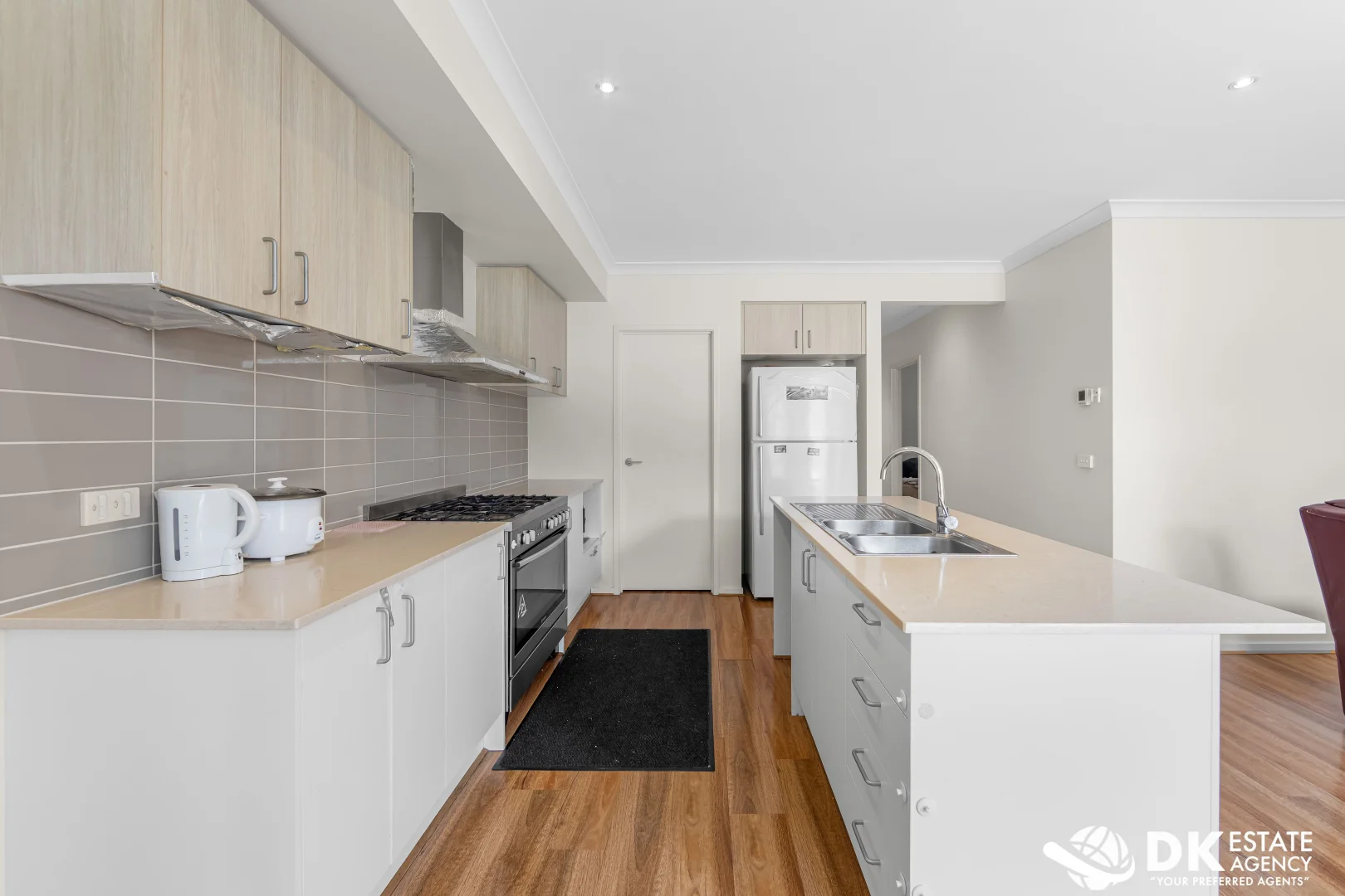 Additional image 2 of 21 Chessington Dr, Williams Landing VIC 3027