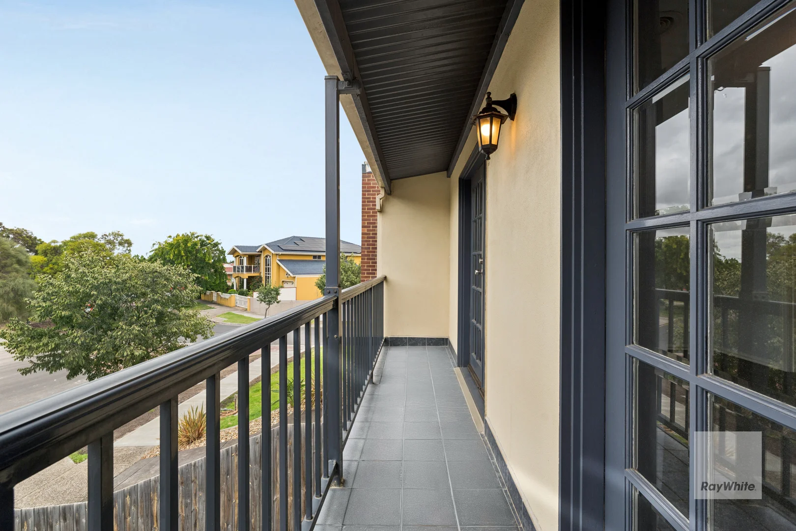 Additional image 9 of 3 Medeo Court, Sydenham VIC 3037