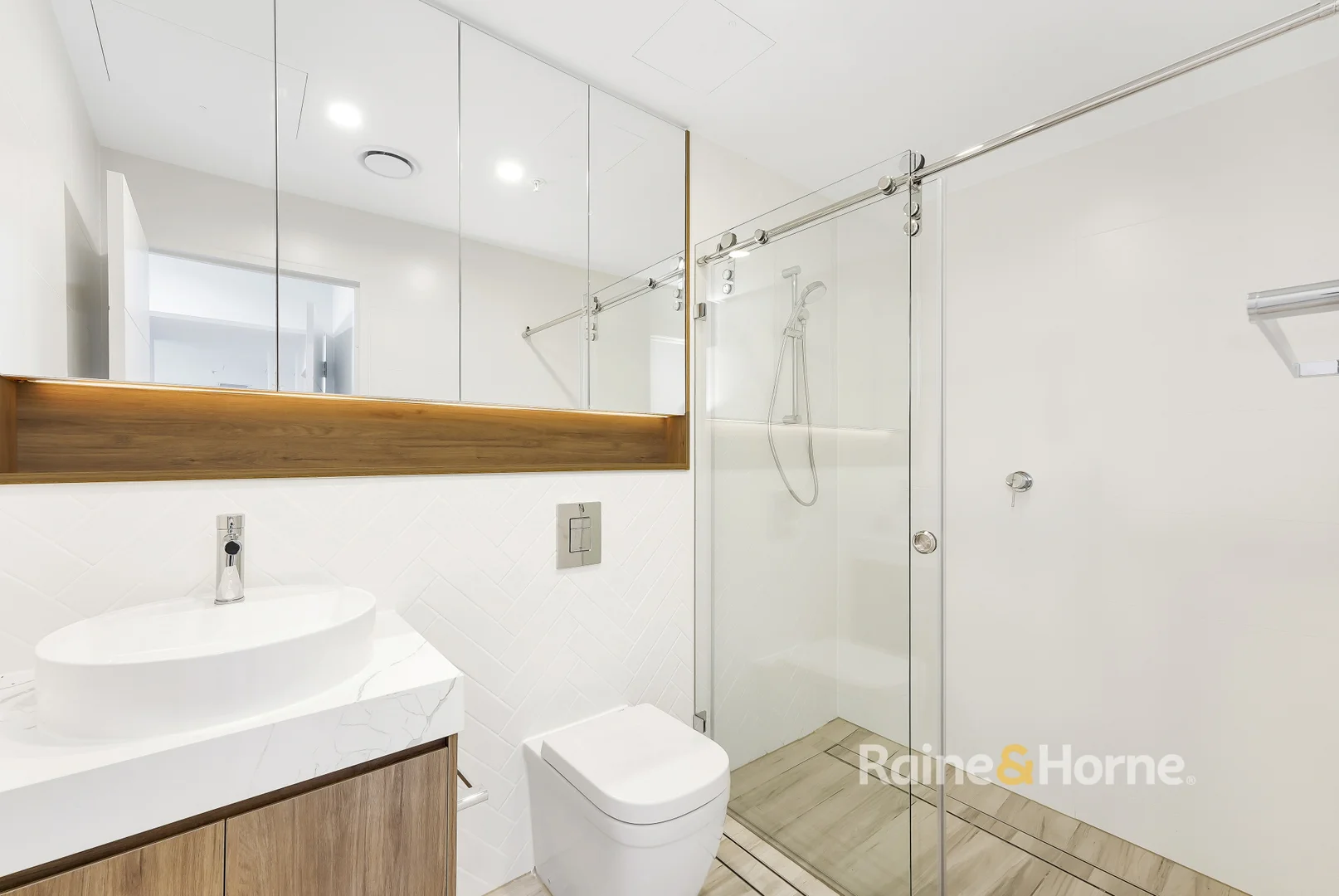 Additional image 6 of W-2501/108 Donnison Street, Gosford NSW 2250