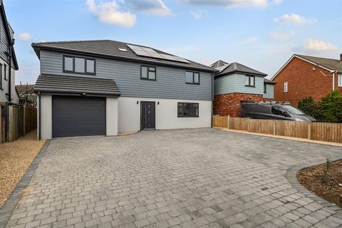 Whittucks Road, Hanham, Bristol BS15