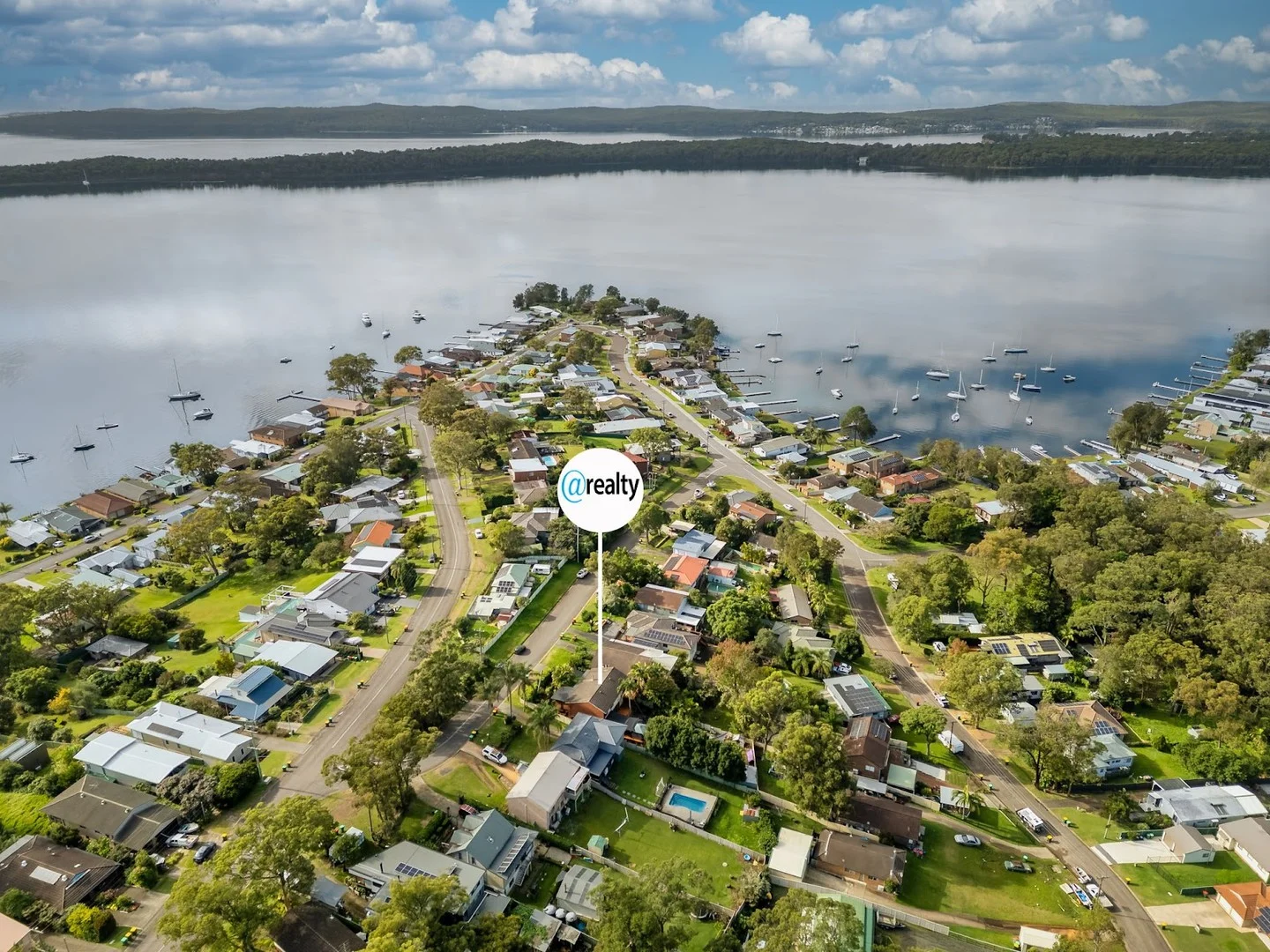 10 Vista Road, Sunshine NSW 2264