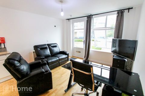 Marr House, The Square, Bath BA2