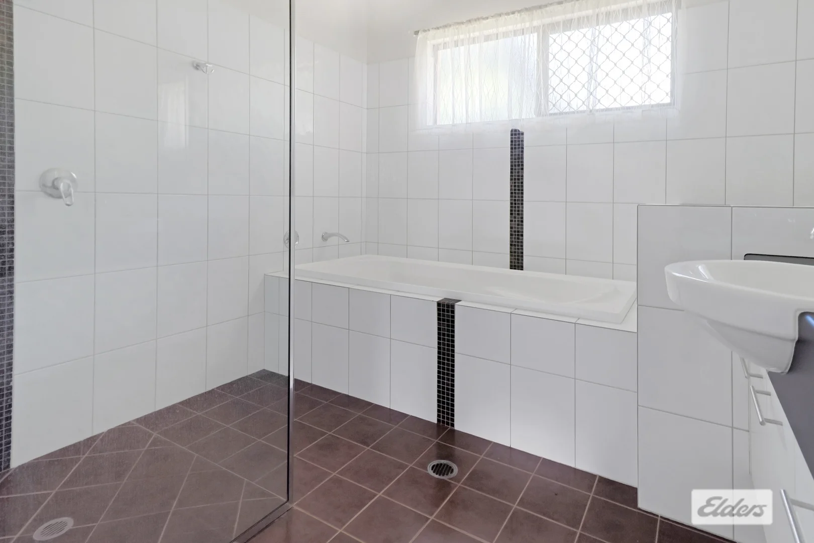 Additional image 4 of 16 Travers Court, Katherine NT 0850