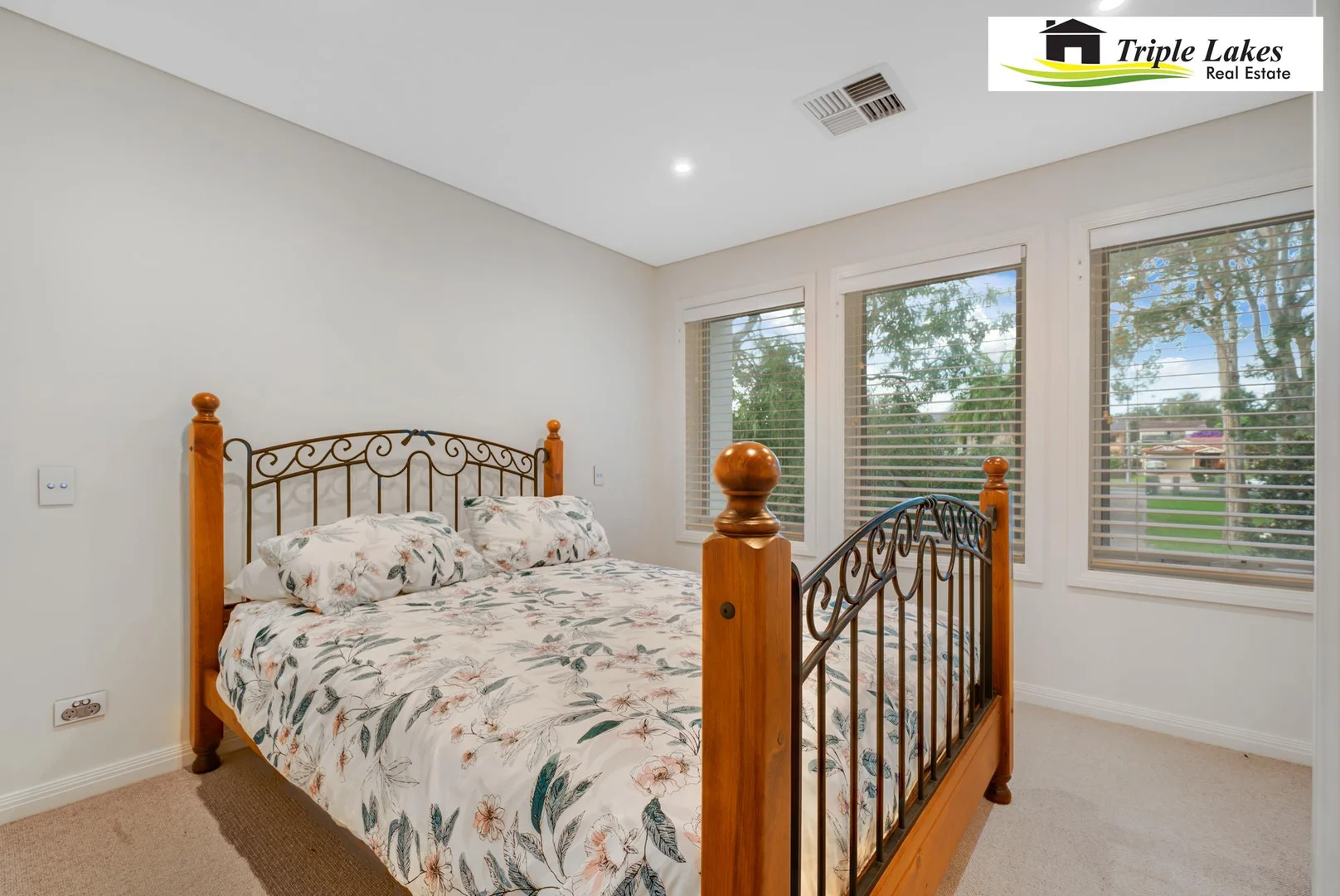 Additional image 47 of 12 Gordon Avenue, Summerland Point NSW 2259