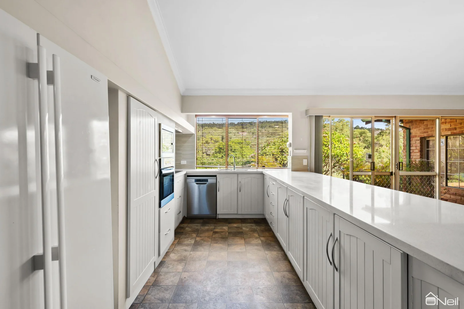 Additional image 15 of 70 Amethyst Crescent, Mount Richon WA 6112