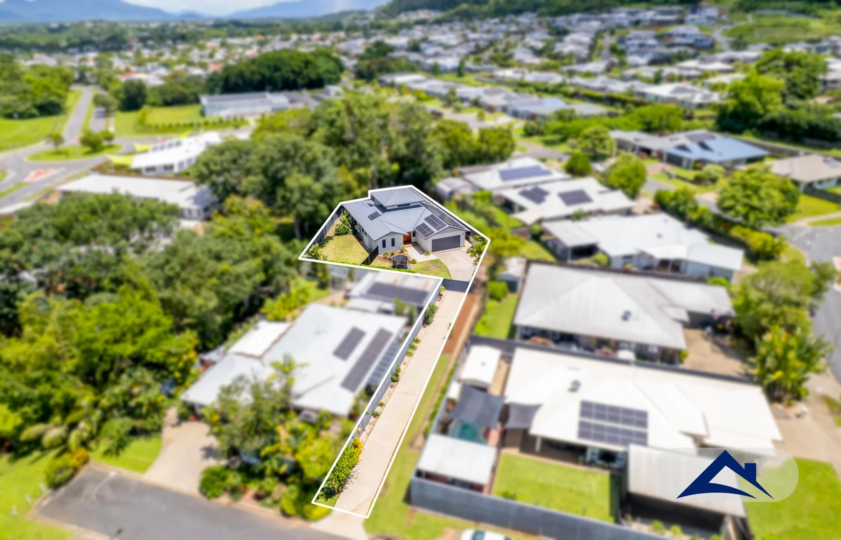 Additional image 24 of 4 Angel Close, Kanimbla QLD 4870