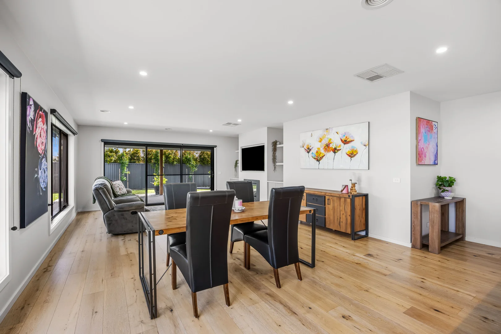 Additional image 9 of 8 Grainger Parade, Lucas VIC 3350